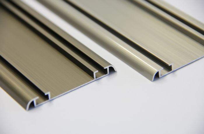 PERFIL INFERIOR GRACILI BRONZE 6 METROS - METALNOX