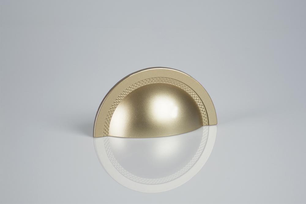 PUXADOR SHELL DOURADO 64MM- ZEN 